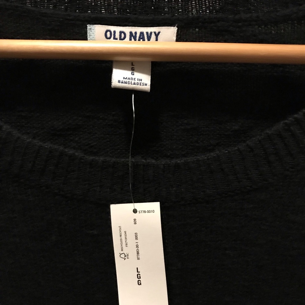 Black old navy sweater